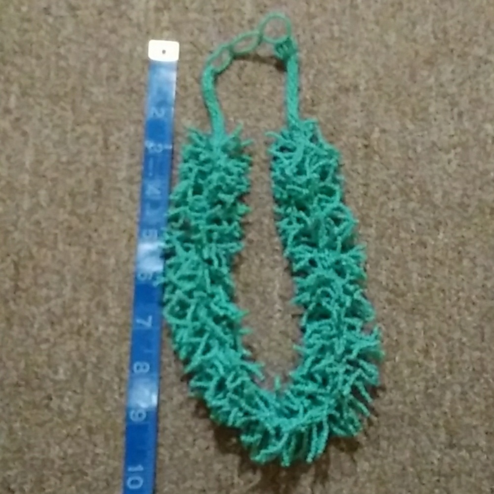 Turquoise beaded necklace - Picture 5 of 8